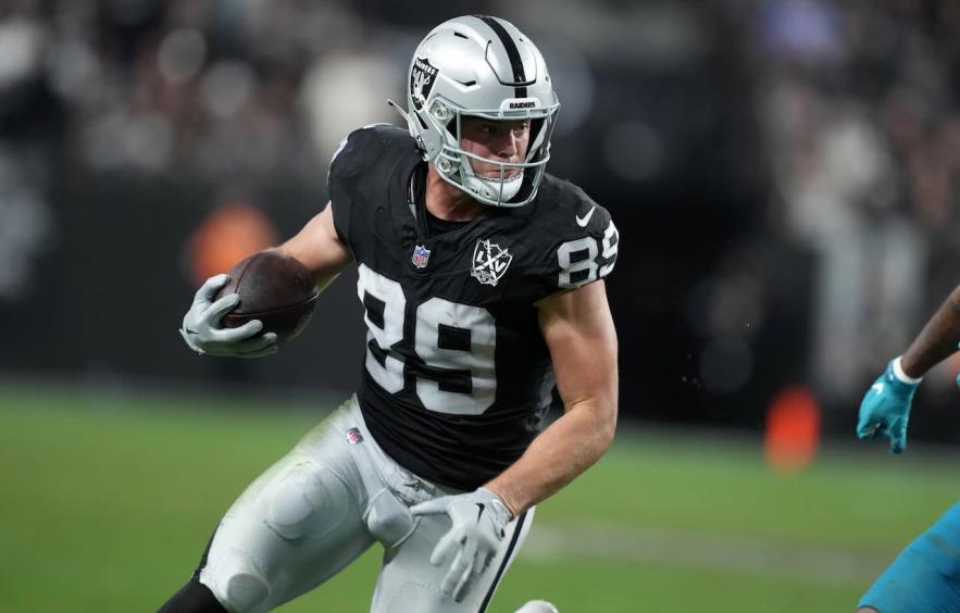 Week 17 NFL Player Props: Best Player Props to Bet from Ryan Noonan