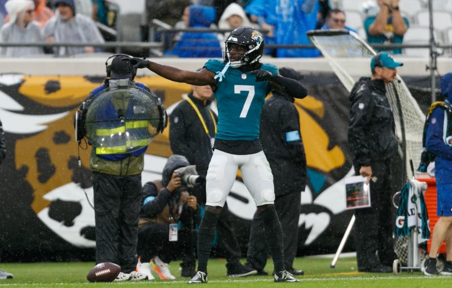 Perfect Fantasy Football Draft: 12th in a 12-Team Yahoo Half-PPR League Perfect Fantasy Football Draft: 12th in a 12-Team Yahoo Half-PPR League