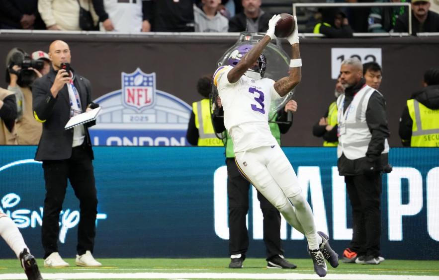 Squirrel’s Nuts & Bolts: Vikings - Chargers Showdown Strategy (Week 8 NFL DFS) Squirrel’s Nuts & Bolts: Vikings - Chargers Showdown Strategy (Week 8 NFL DFS)