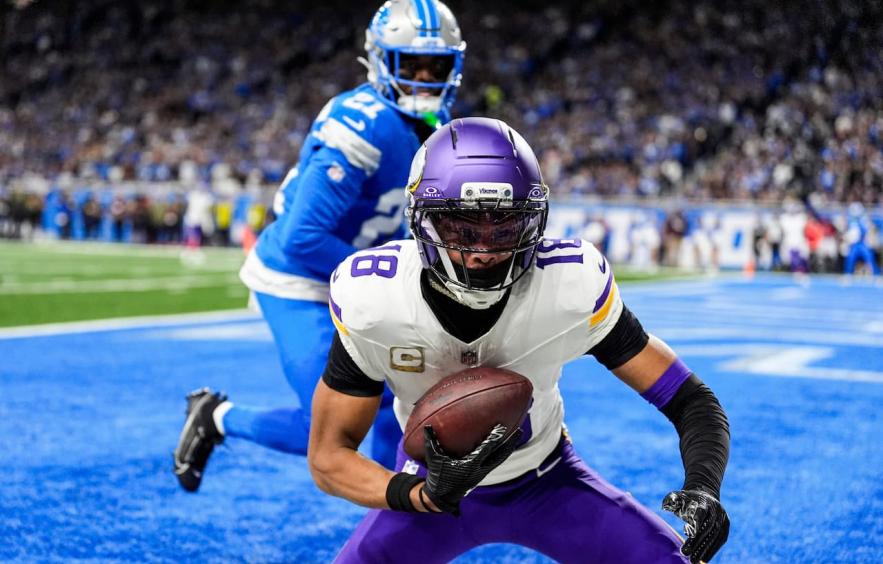 Pat Mayo&#039;s 2025 Week 10 Fantasy Football Rankings, Starts, Sits, Sleepers, Injury Report