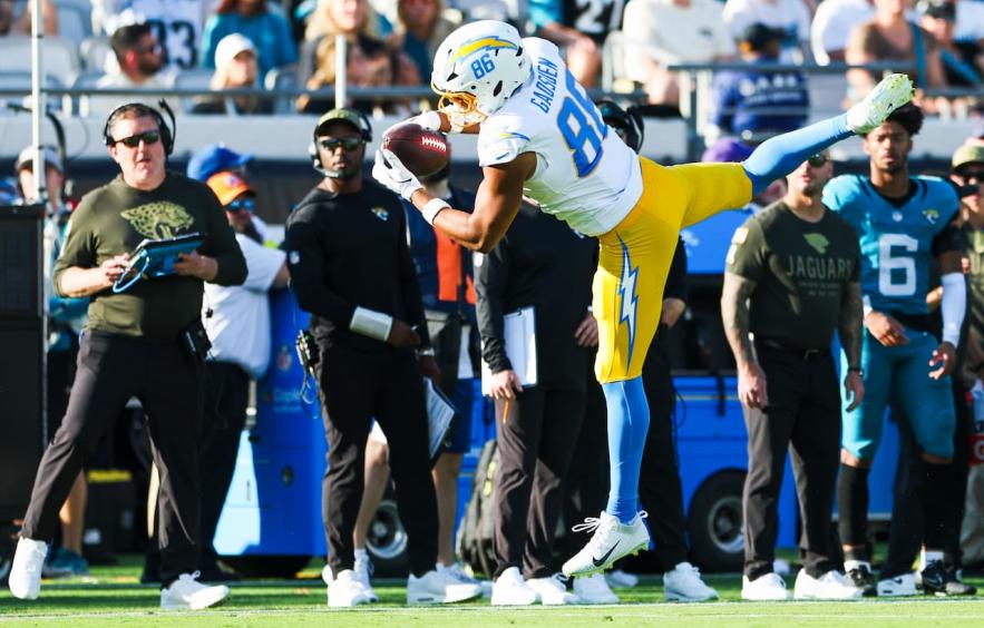 Pat Mayo&#039;s 2025 Week 13 Fantasy Football Rankings, Starts, Sits, Sleepers, Injury Report, Player Notes