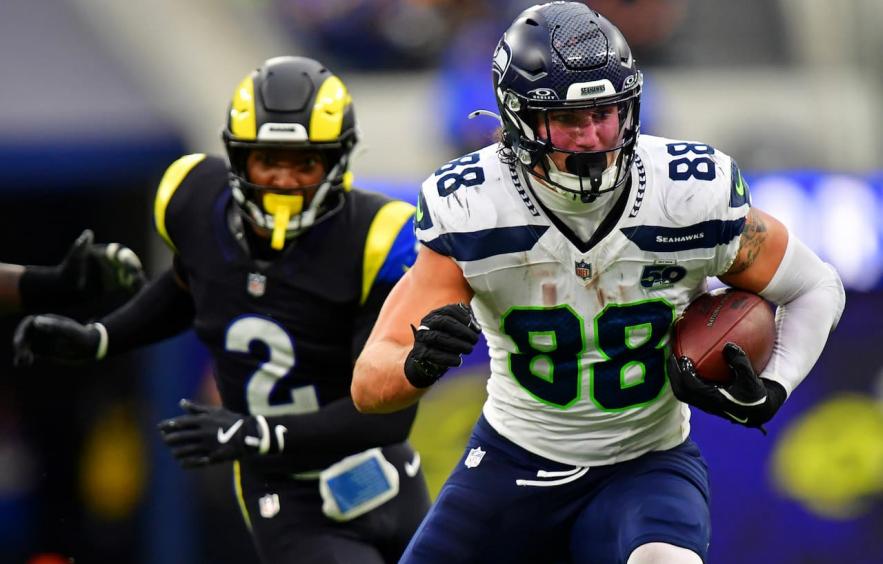Tight End Streaming Week 12: Open the Barn Doors