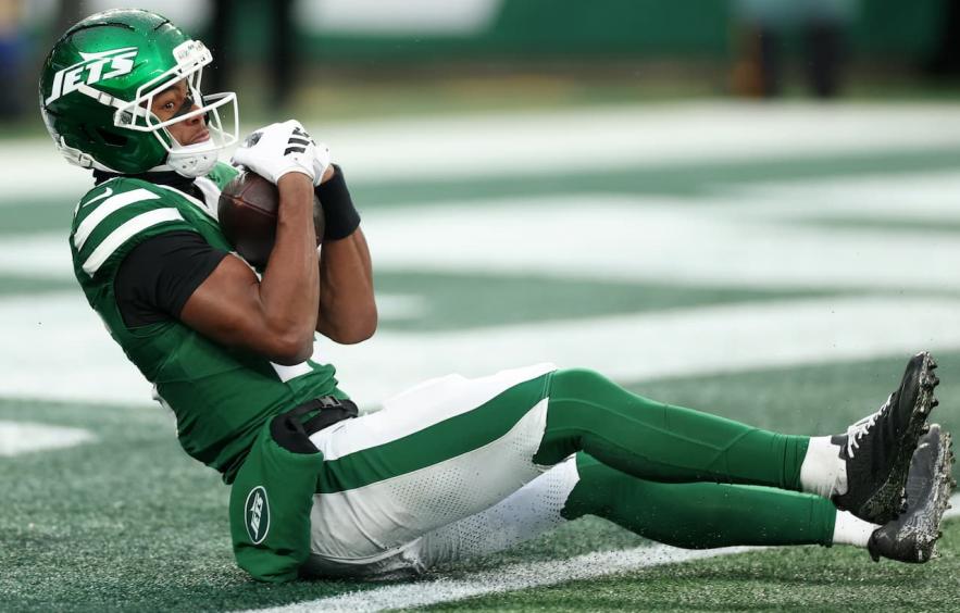 2025 Fantasy Football Week 13 Injury Report, MNF Picks, Game by Game Notes, Streaming DSTs