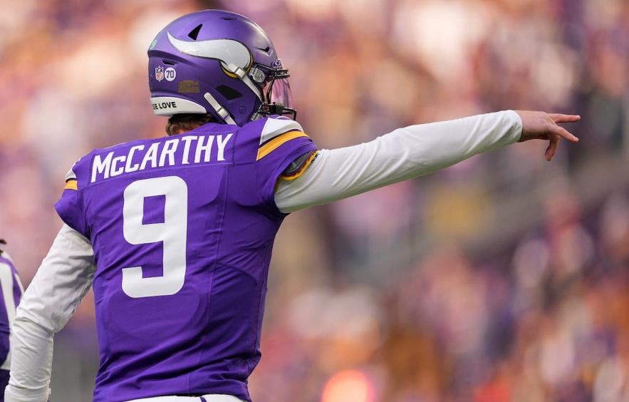 Week 15 DraftKings &amp; FanDuel Showdown Strategy: Sunday Night NFL DFS for Vikings at Cowboys