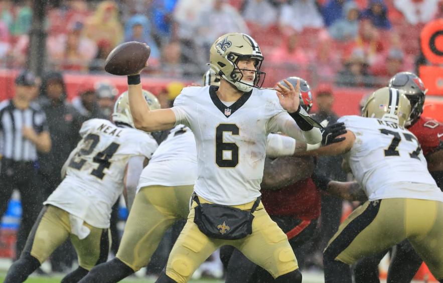 Quarterback Streaming Week 15: Tyler Shough Can Shine During The Fantasy Playoffs