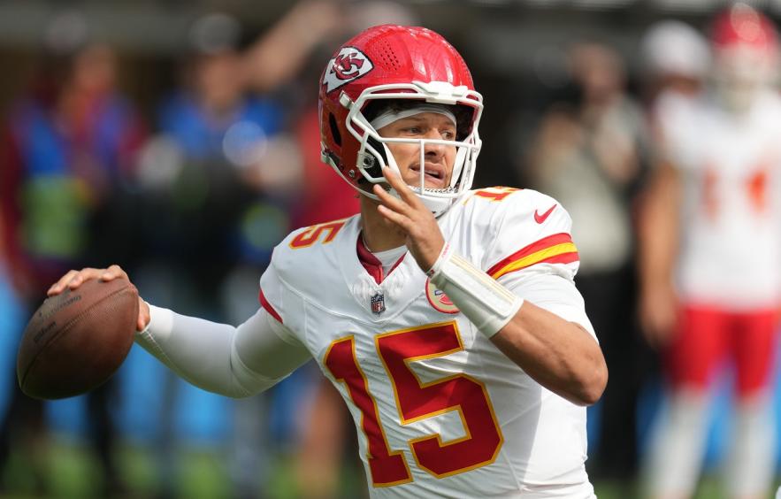 BN Fantasy Contests Including Patrick Mahomes for Monday Night Football + $250 Promo Code