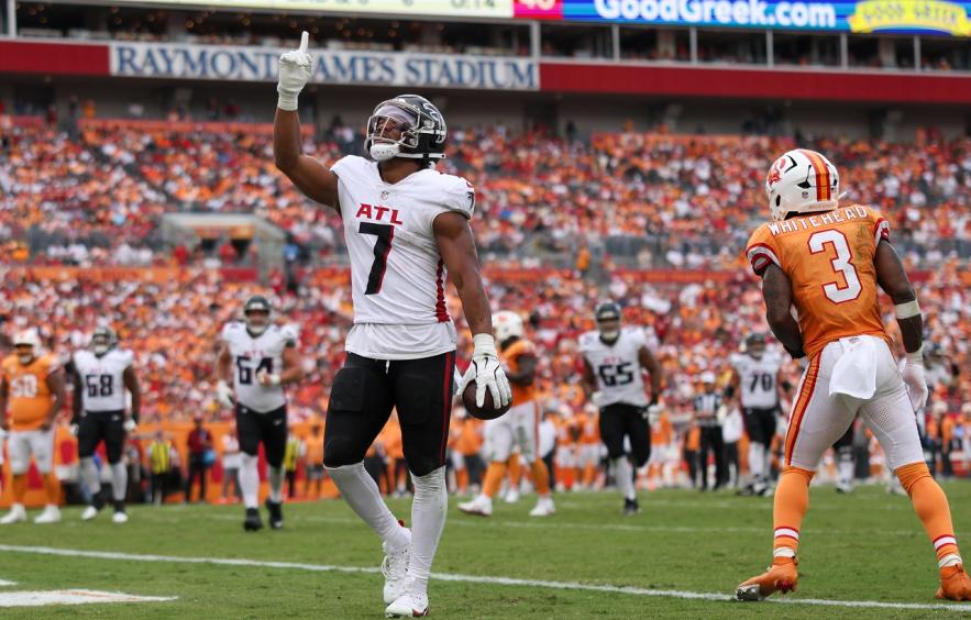 BN Fantasy NFL DFS Including Josh Allen, Bijan Robinson, Kirk Cousins, and More on 11/3