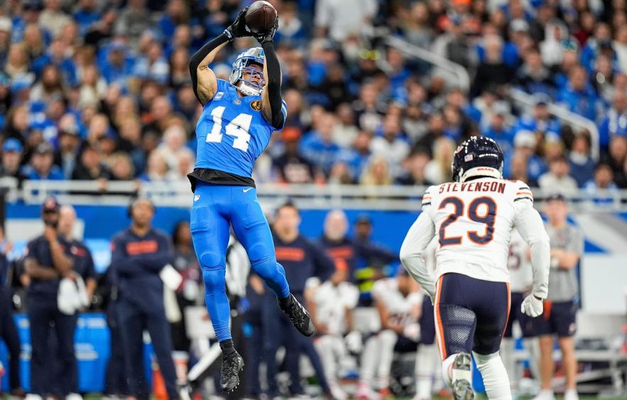 NFL DFS Contests with Jared Goff, Amon-Ra St. Brown, and More on BN Fantasy for Tonight