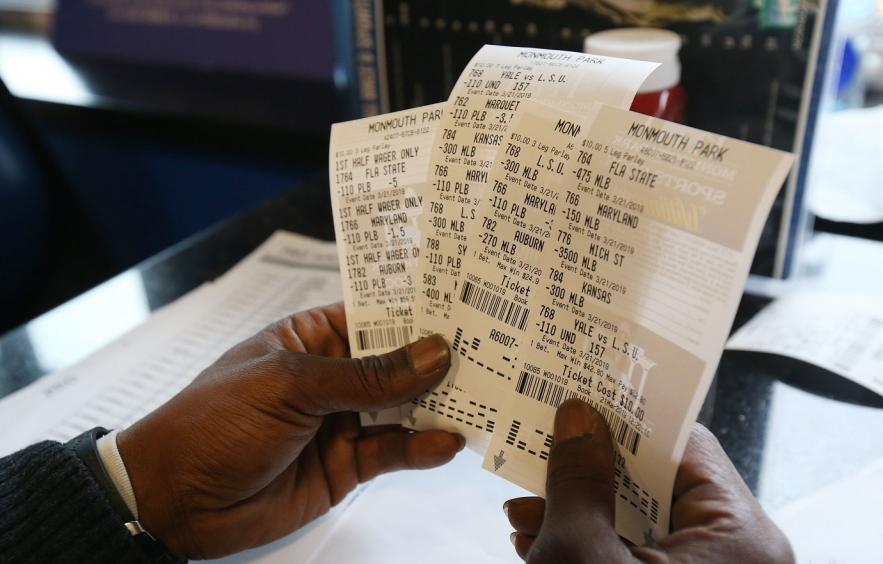 What is a Deposit Match Sportsbook Bonus? How the Promo Offer Works