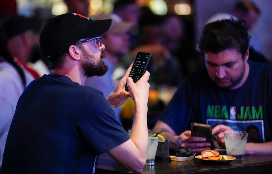 DraftKings Missouri Promo Code Secures $300 Bonus Including OKC at GSW, FLA vs DUKE