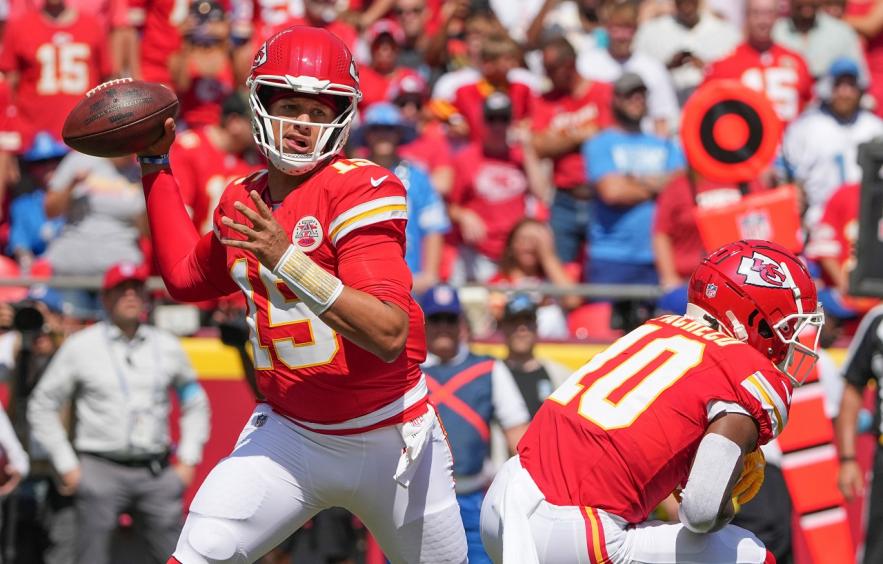 Bet $5 with DraftKings Promo Code, Earn $200 Bonus Including MNF Chiefs vs Saints and More