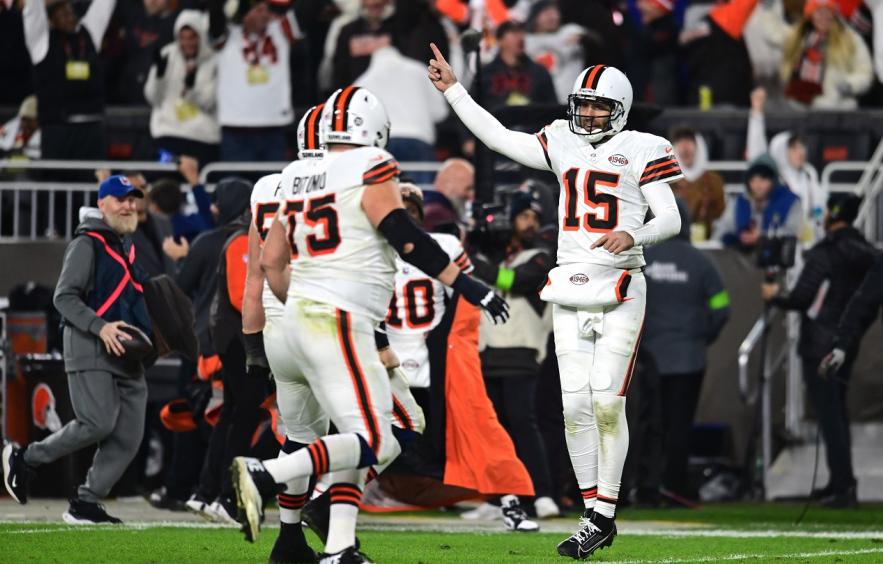 Bet $5 with FanDuel Vermont Promo Code on NFL, HOU-CLE, KC-MIA to Get $200 Bonus