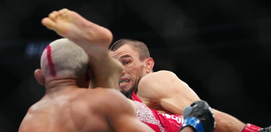 umar nurmagomedov kick