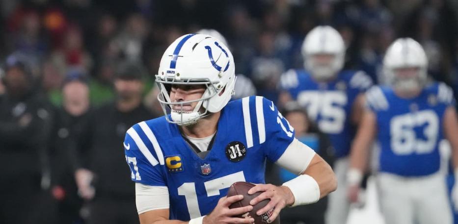 daniel jones running