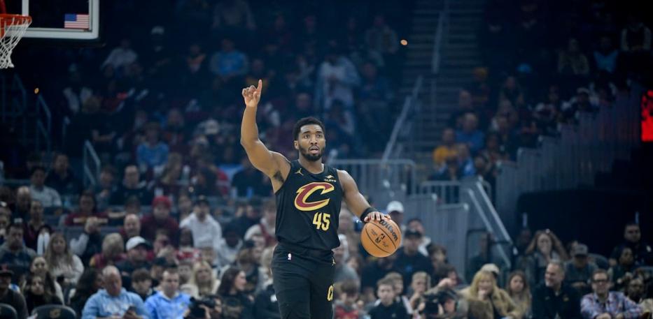 donovan mitchell upcourt