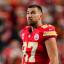 travis kelce looking around