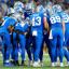 detroit lions offensive huddle