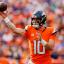 Bo Nix throwing