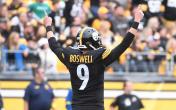 Chris Boswell arms up 