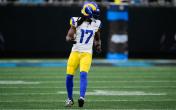 davante adams lining up