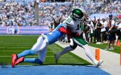 Kenyan Sadiq end zone