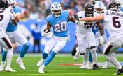 tony pollard hits the hole