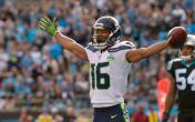 tyler lockett arms out 