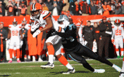 nick chubb tackle panthers 