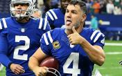 adam vinatieri thumbs up 