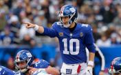 eli manning pointing
