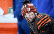 baker mayfield bench