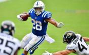 jonathan taylor stiffarm