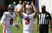 ryan succop fingers up 