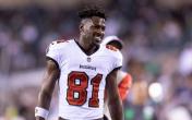 antonio brown smile no helmet