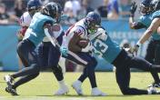 dameon pierce getting tackled by jaguars 