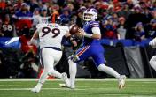 Zach Allen going after Josh Allen 