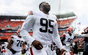 myles garrett helmet off