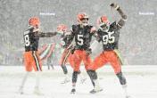 browns players snow celebration