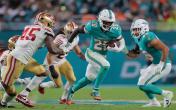 De'von Achane carry