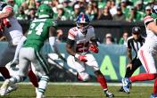 tyrone tracy jr. runs through the hole