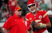 patrick mahomes warm-up